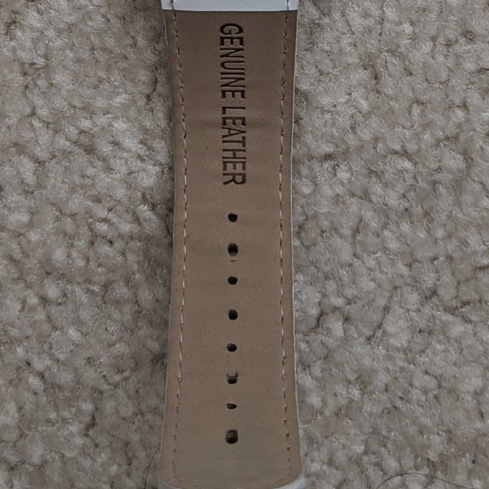 Women's Q'ggle stainless steel watch - Picture 7 of 9